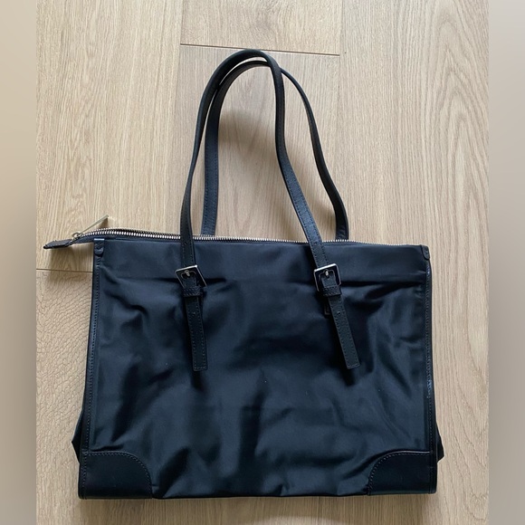 Agnes B. women’s tote handbag EUC - Picture 2 of 5